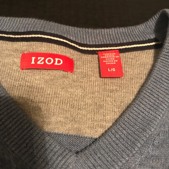Men’s size Lg Blue Izod V-Neck long sleeve sweater - Picture 2 of 4